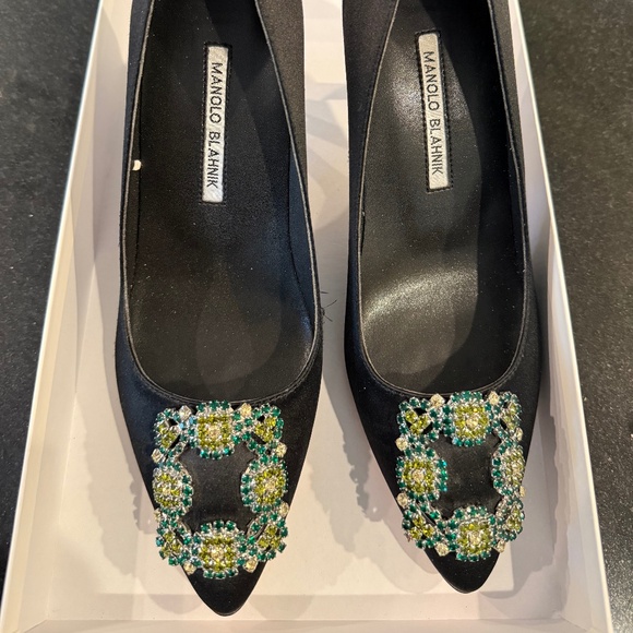 Manolo Blahnik Shoes - Manolo Blahnik Black satin Hangisi Pump